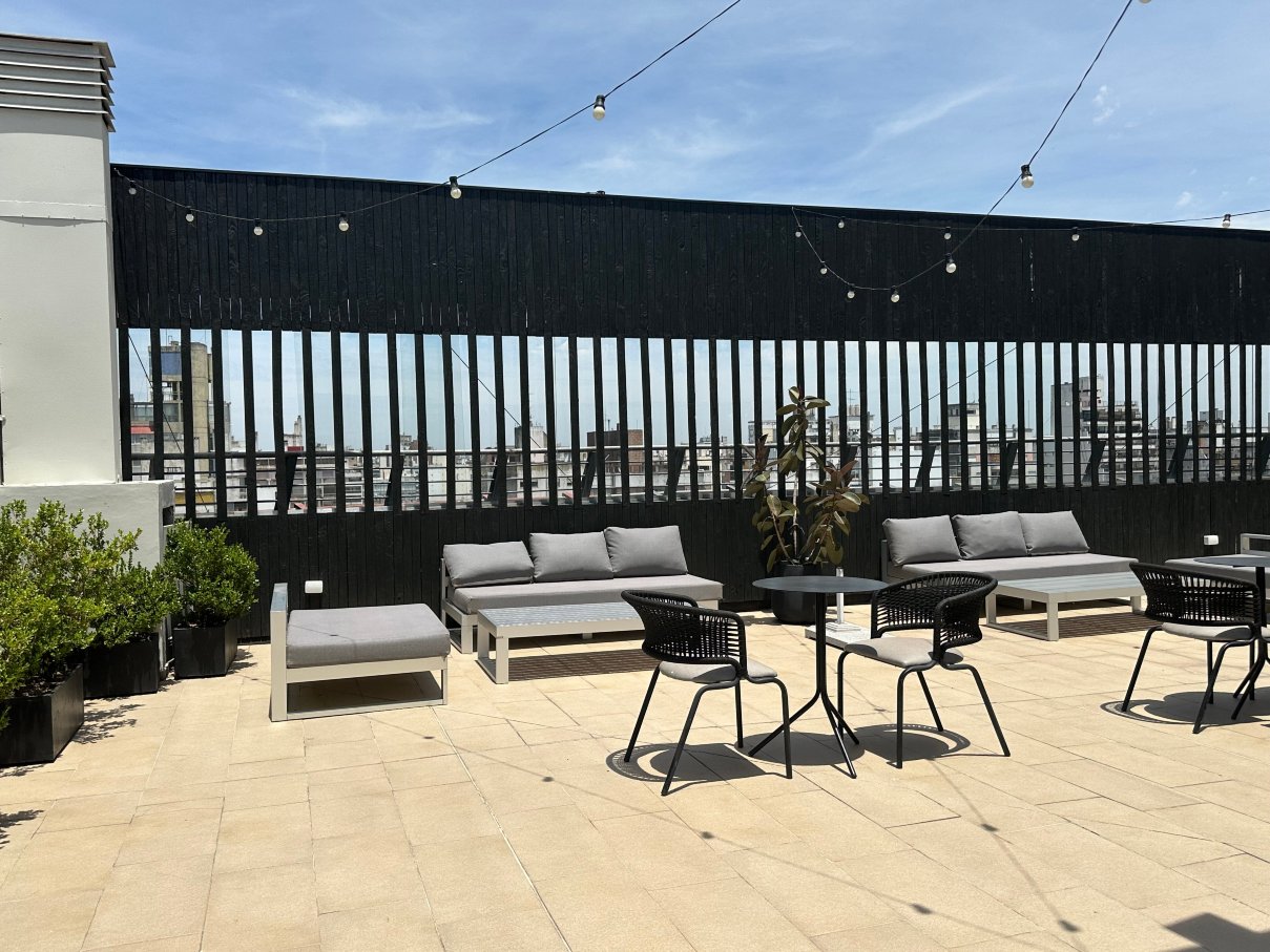 Plaza Real Suites Hotel-官方