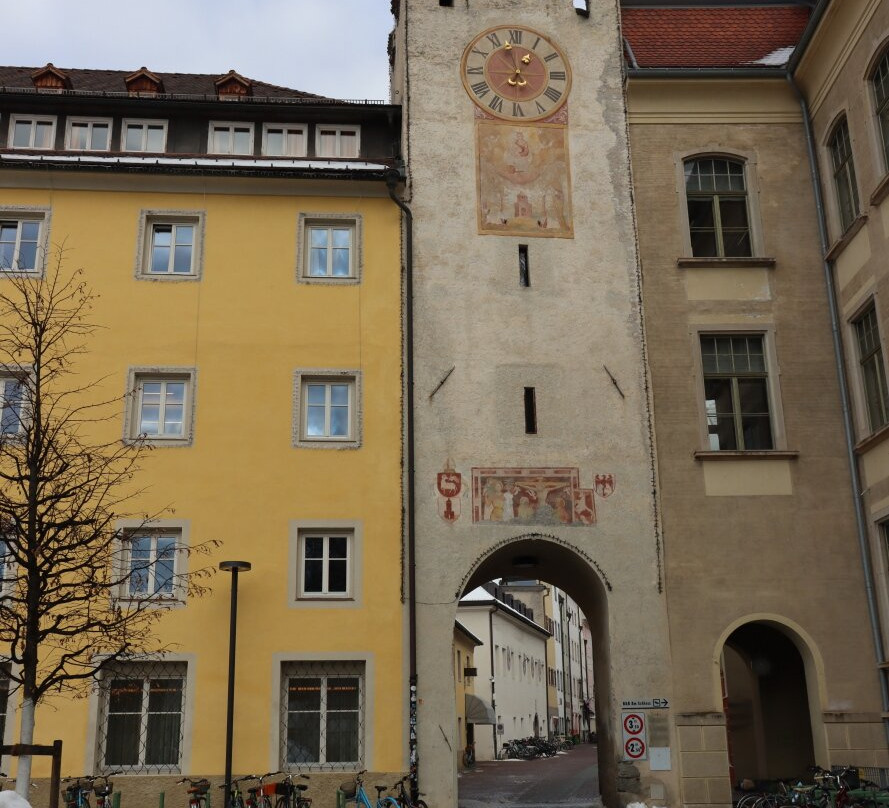 Porta Delle Orsoline-布鲁尼科必去景点