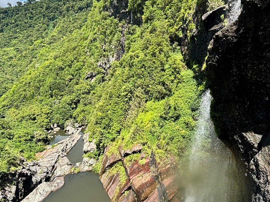 Les 7瀑布-黑河必去景点