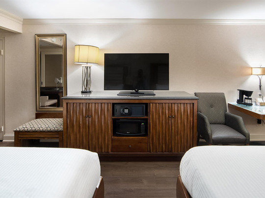 Eden Resort and Suites, BW Premier Collection