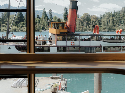 Queenstown Wharf Bar