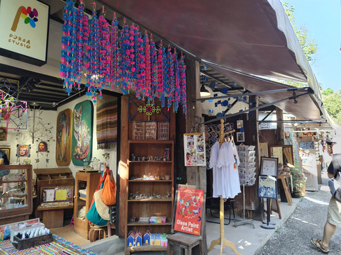 寺庙旁的家-清迈必去景点