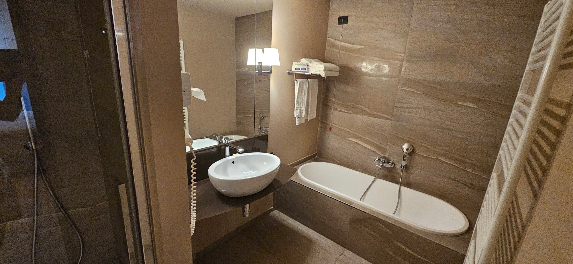 蒂塔诺酒店-浴室