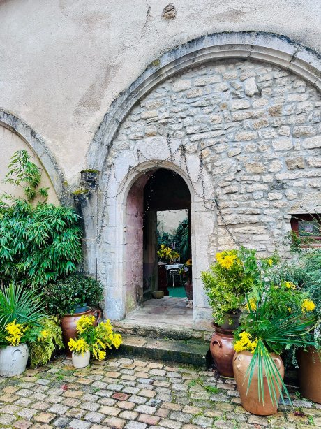 Au Dortoir des Moines-官方