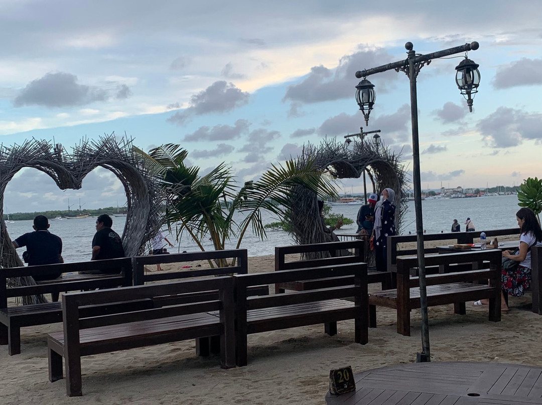 Mertasari Beach-登巴萨必去景点