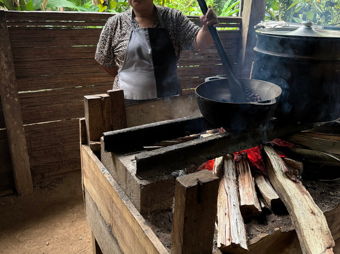 Abel Bustamante - Tour Guide-Manzanillo必去景点
