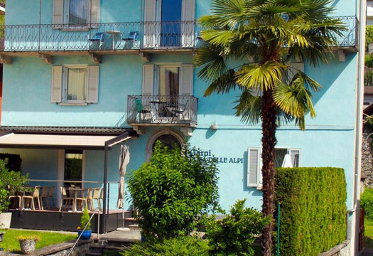 Corippo酒店住宿-Garni Rosa Delle Alpi