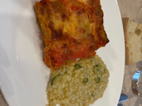 梅郎德酒店主图