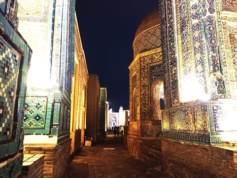 沙尔艾森达纪念碑-撒马尔罕必去景点