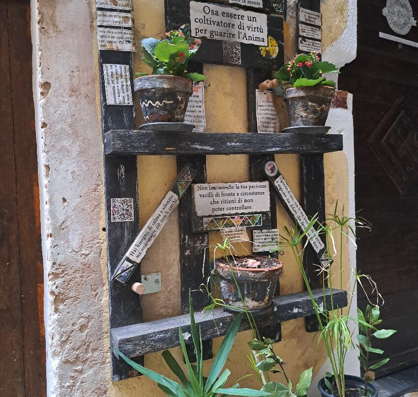 Old Bussana (Bussana Vecchia)-圣雷莫必去景点