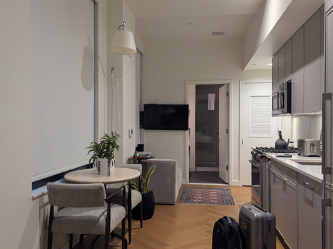 底特律毛毛虫公寓主图