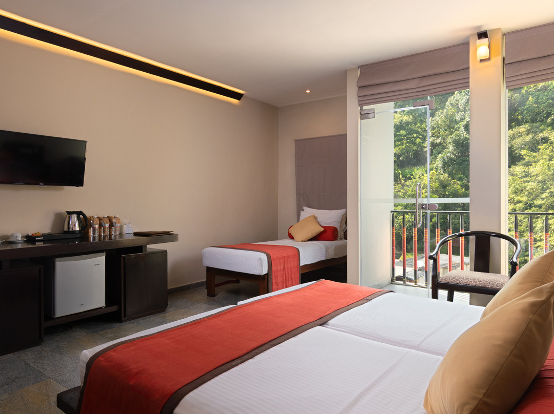 Oak Ray City Hotel主图