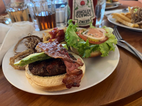 The Bench Panama主图