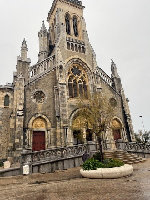 Eglise Sainte-Eugénie-比亚里茨必去景点