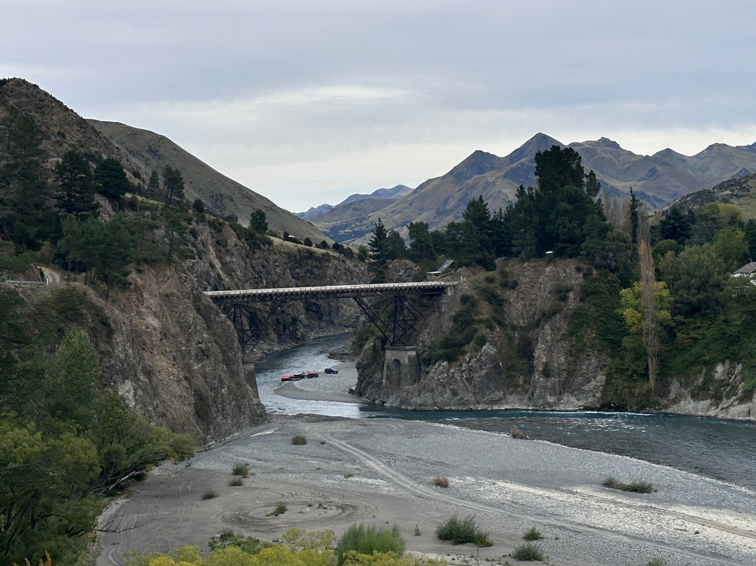 Waiau Ferry Bridge-汉默温泉必去景点