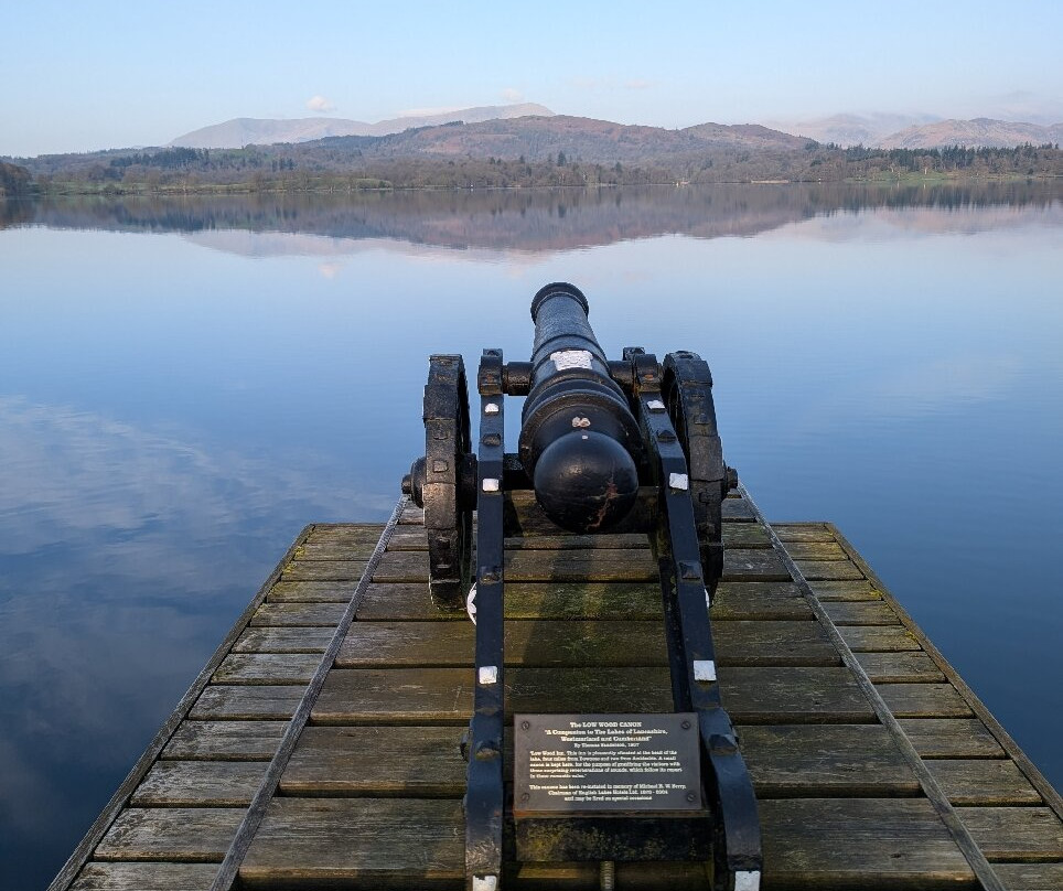 低林海湾酒店主图