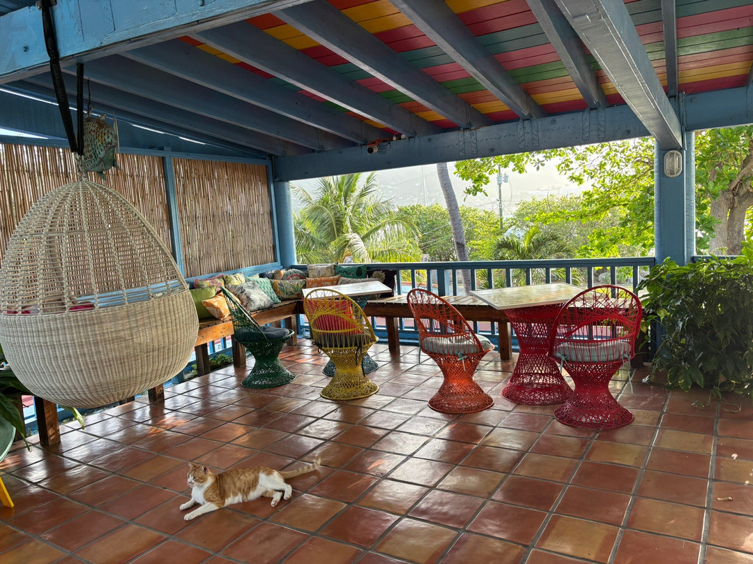 奥加幻想酒店主图