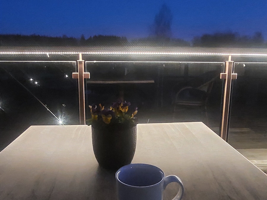 艾则瑞温泉酒店主图