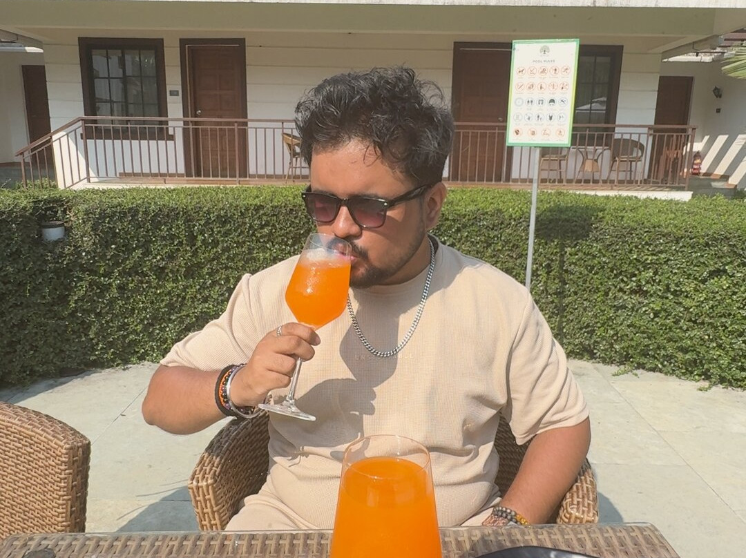 瓦尔萨酒店主图