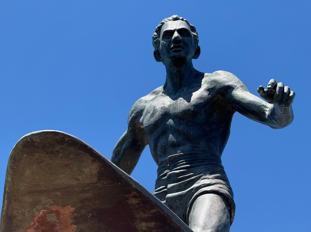 Duke Kahanamoku Monument-Freshwater必去景点