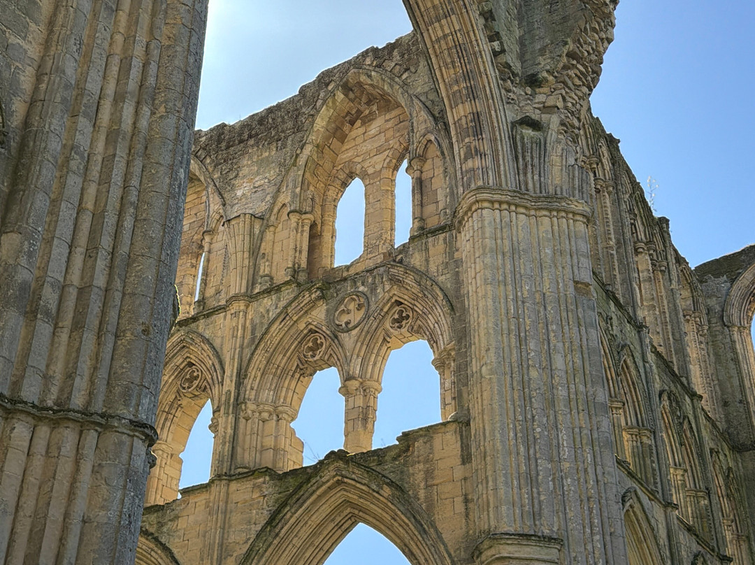 Rievaulx Abbey-赫尔姆斯利必去景点