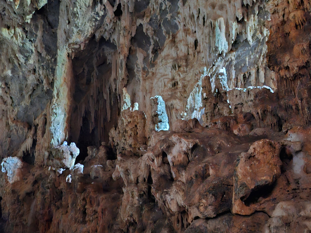 Skotino Cave-Gouves必去景点