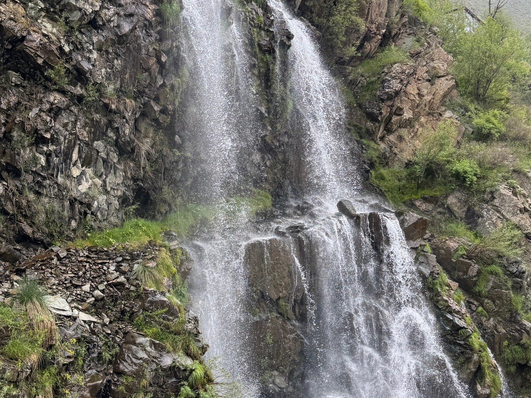 Drung Waterfall-贡马必去景点
