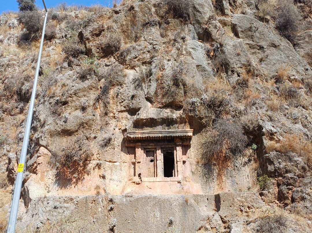 Ancient Rock Tombes-费特希耶必去景点