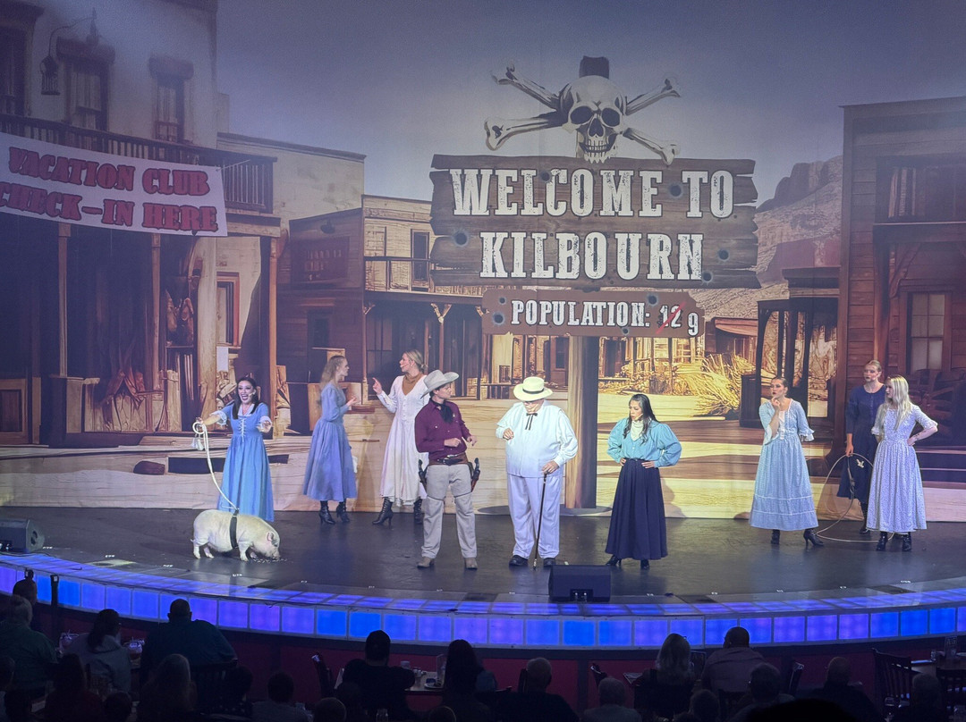 Sneaky Pete's Wild West Dinner Show-威斯康星峡谷必去景点