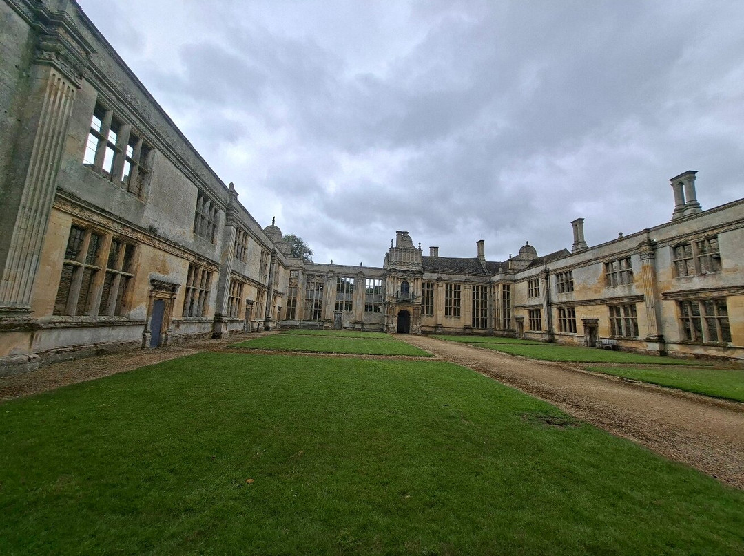 Kirby Hall-科比必去景点