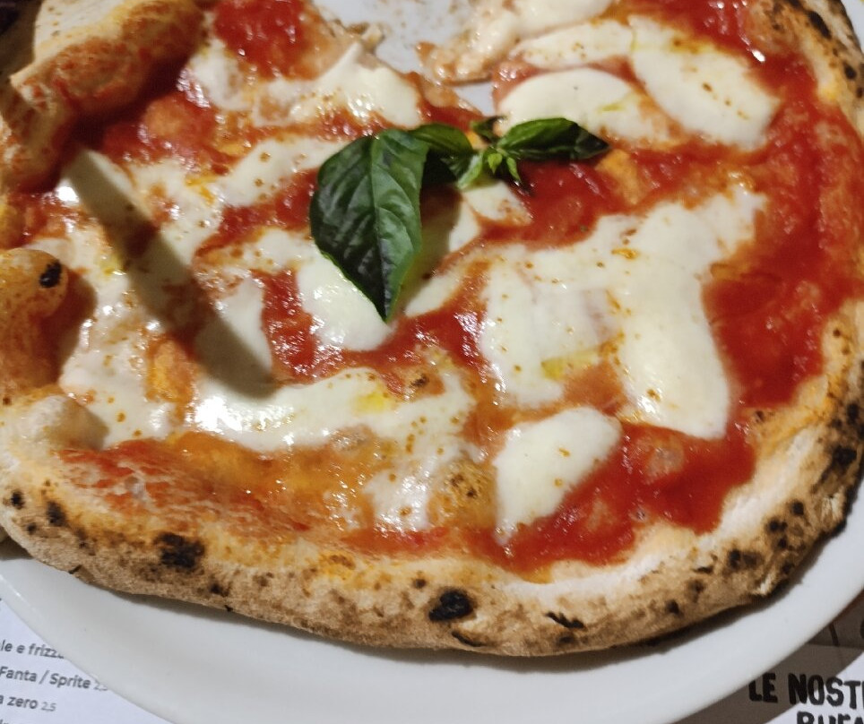 Dagosti Pizzeria
