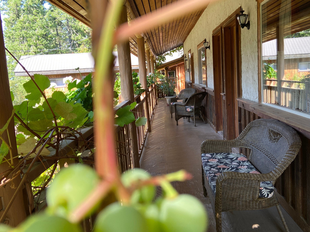 Boccalino Restaurant, Motel & Cabins主图