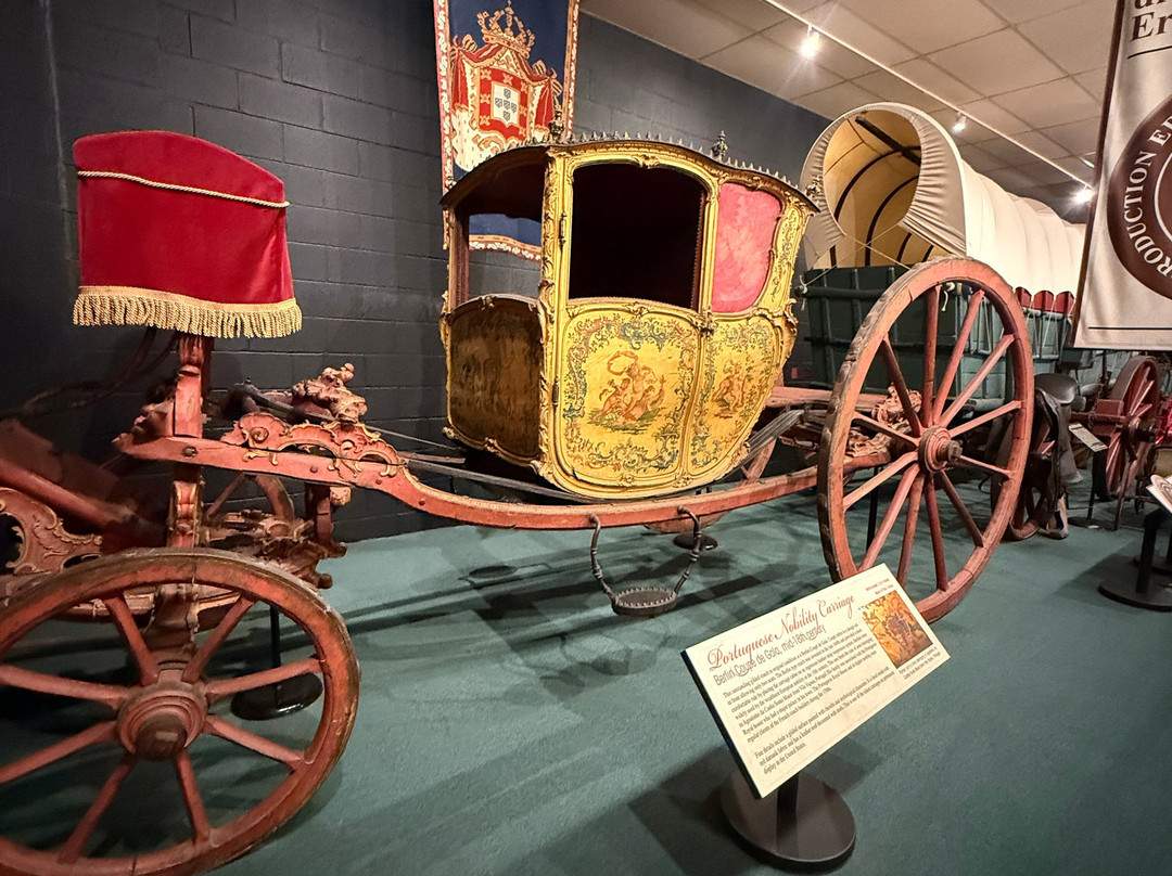 The Car and Carriage Caravan Museum-卢雷必去景点