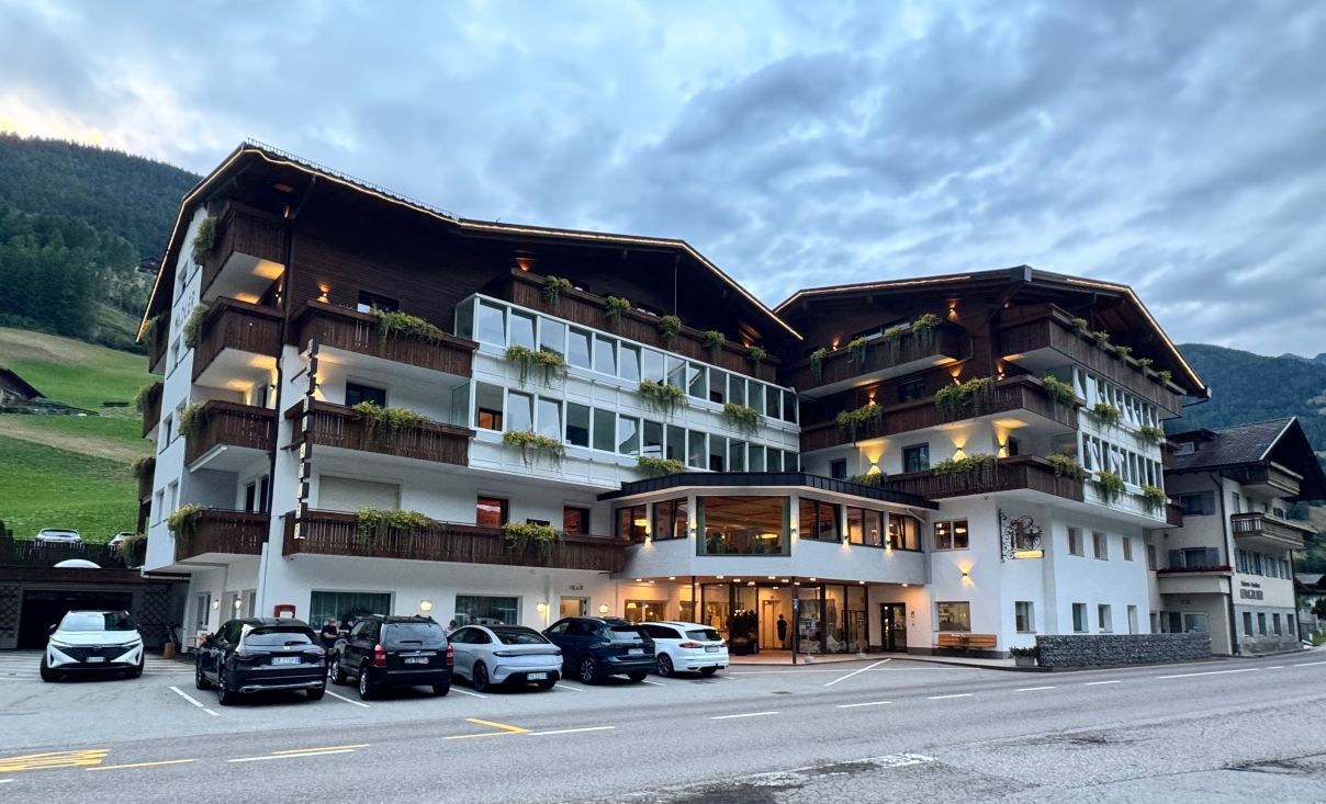 Hotel Adler-旅行者