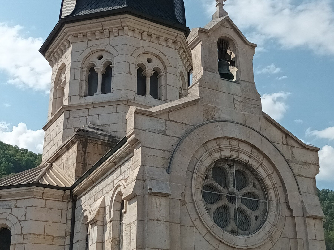 Cathédrale Saint-Pierre-圣克洛德必去景点