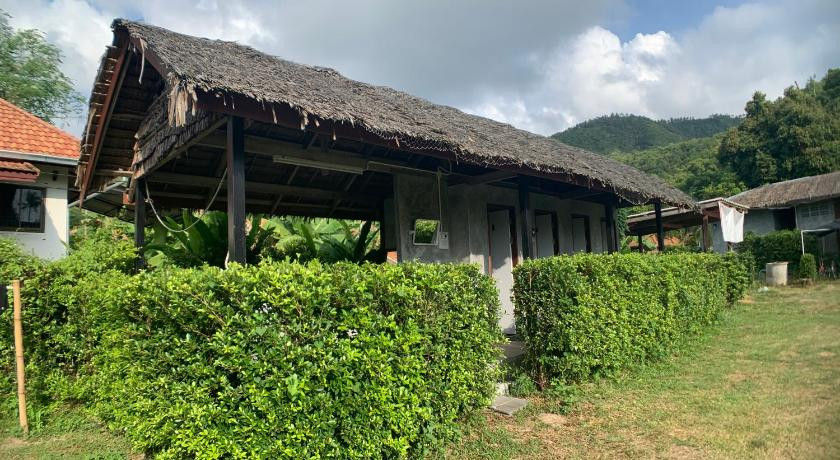 苏梅岛房车山露营酒店主图