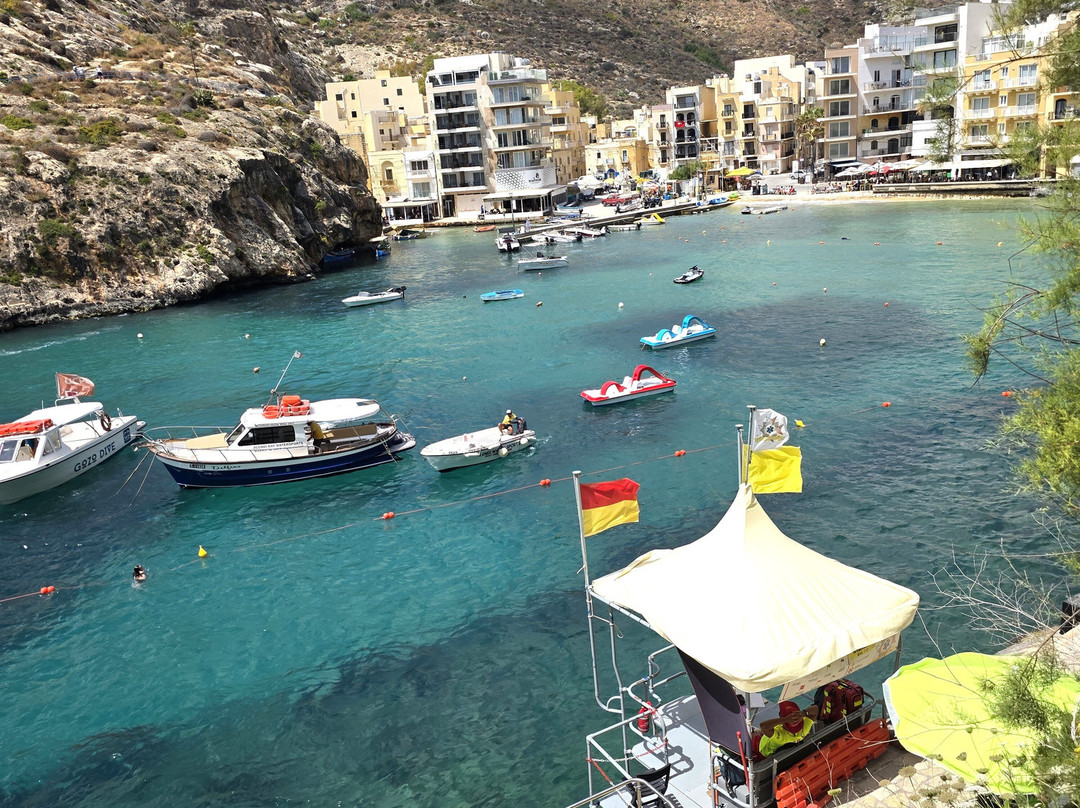 Xlendi Beach, Cliff and Caves-Xlendi必去景点