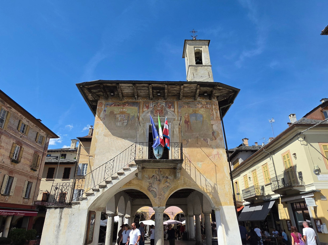 Palazzotto della Comunita-奥尔塔圣朱利奥必去景点