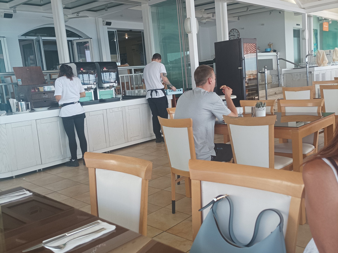 海德里尔海滩乡村酒店主图