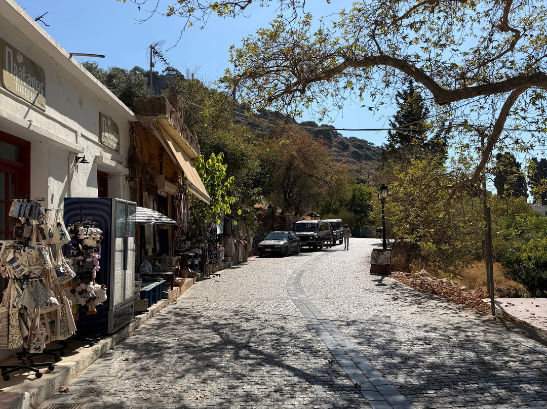 Cretan Tuk Tuk Tours-Piskopiano必去景点