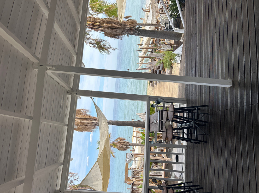 Paradise Beach Bar-新派拉莫斯必去景点