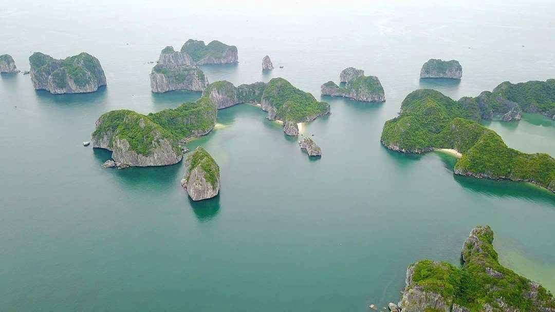 Castaway Island-下龙湾必去景点