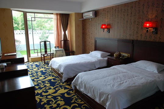 都江堰阆苑花季主题酒店主图