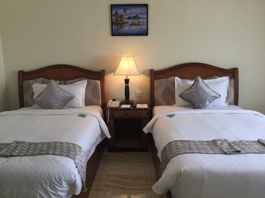 Green Palace Hotel