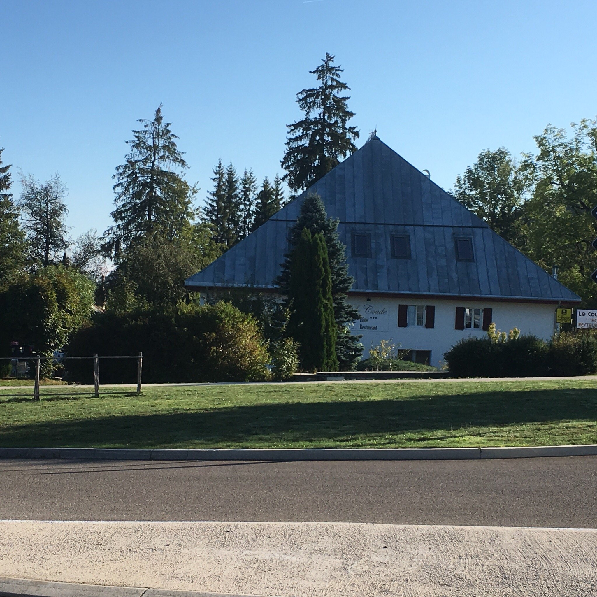 Auberge du Coude-官方