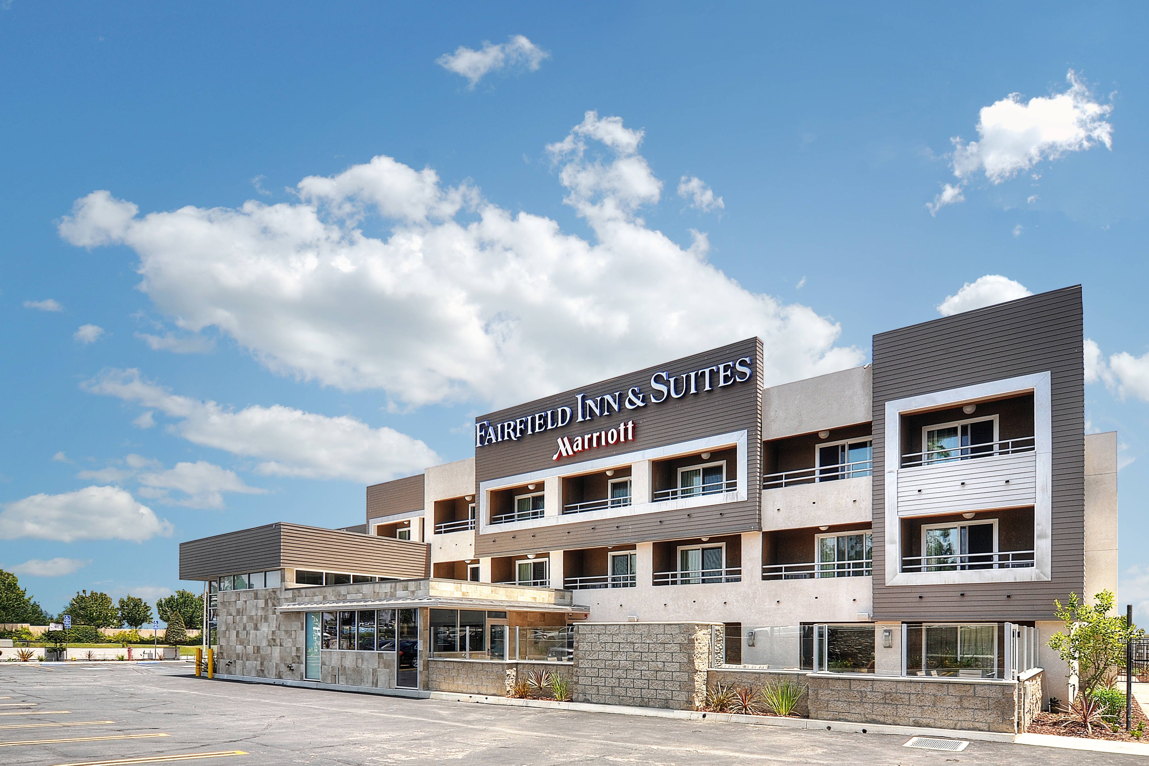 洛杉矶罗斯米德费尔菲尔德客栈-官方