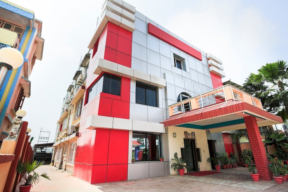 SPOT ON 436 Hotel Everest Inn