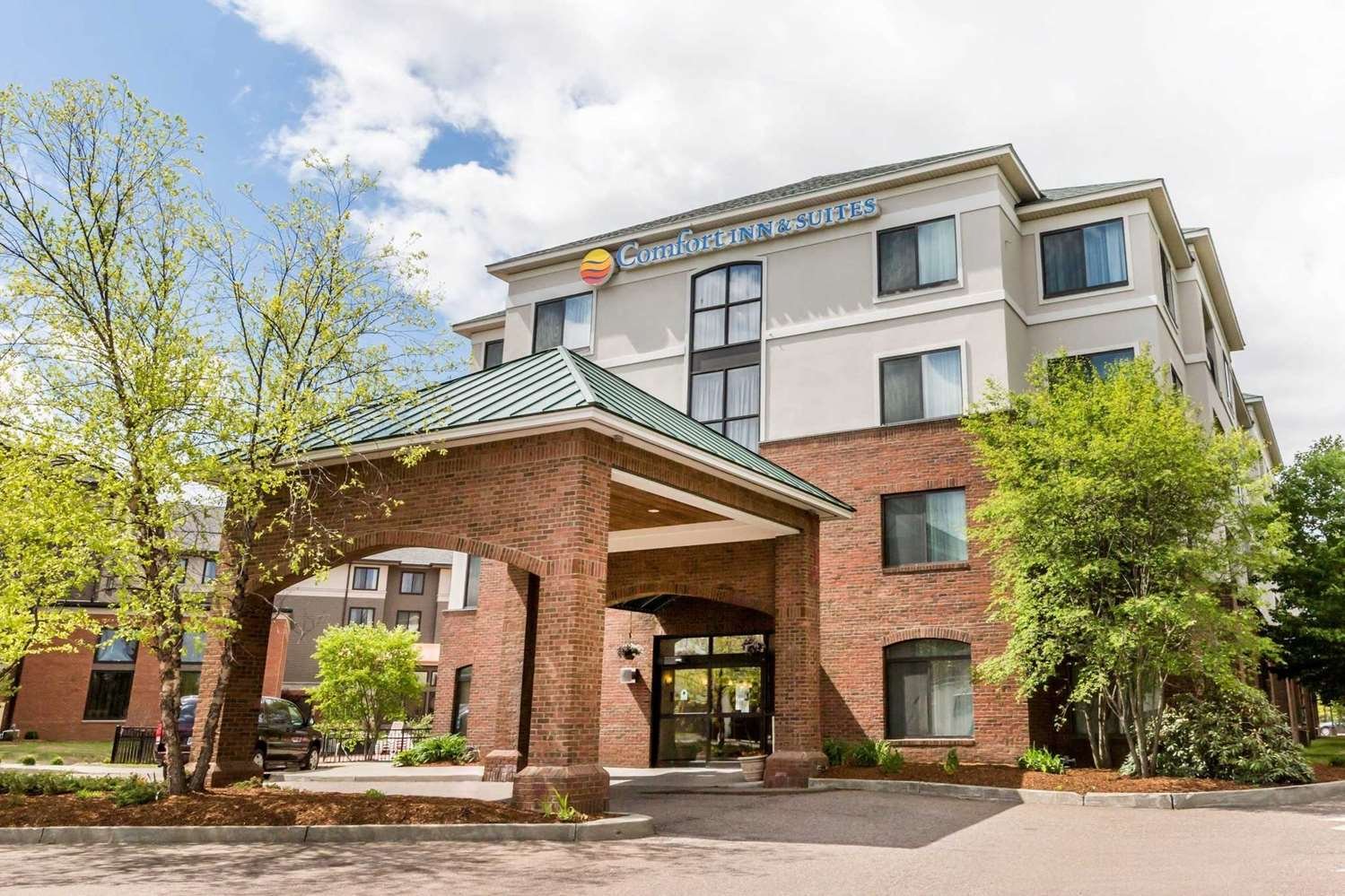 Comfort Inn & Suites-官方