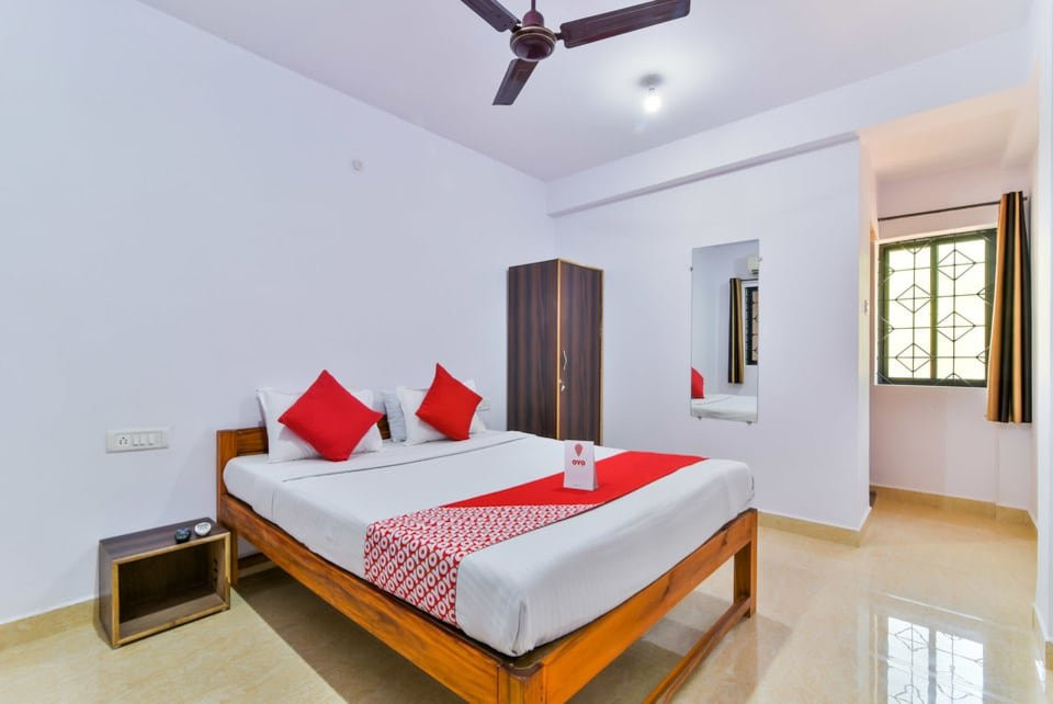 OYO 12884 Neelratna Guest House