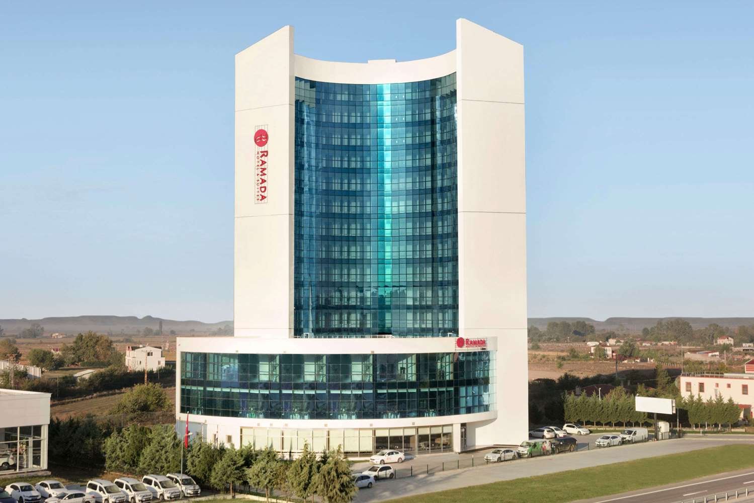 Ramada Hotel & Suites by Wyndham Edirne-官方